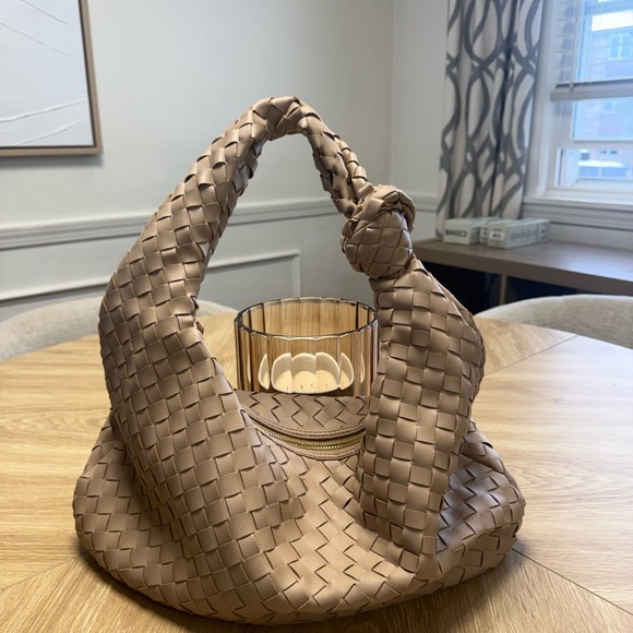 Chic Tan Woven Hobo Bag - Picture 6 of 6